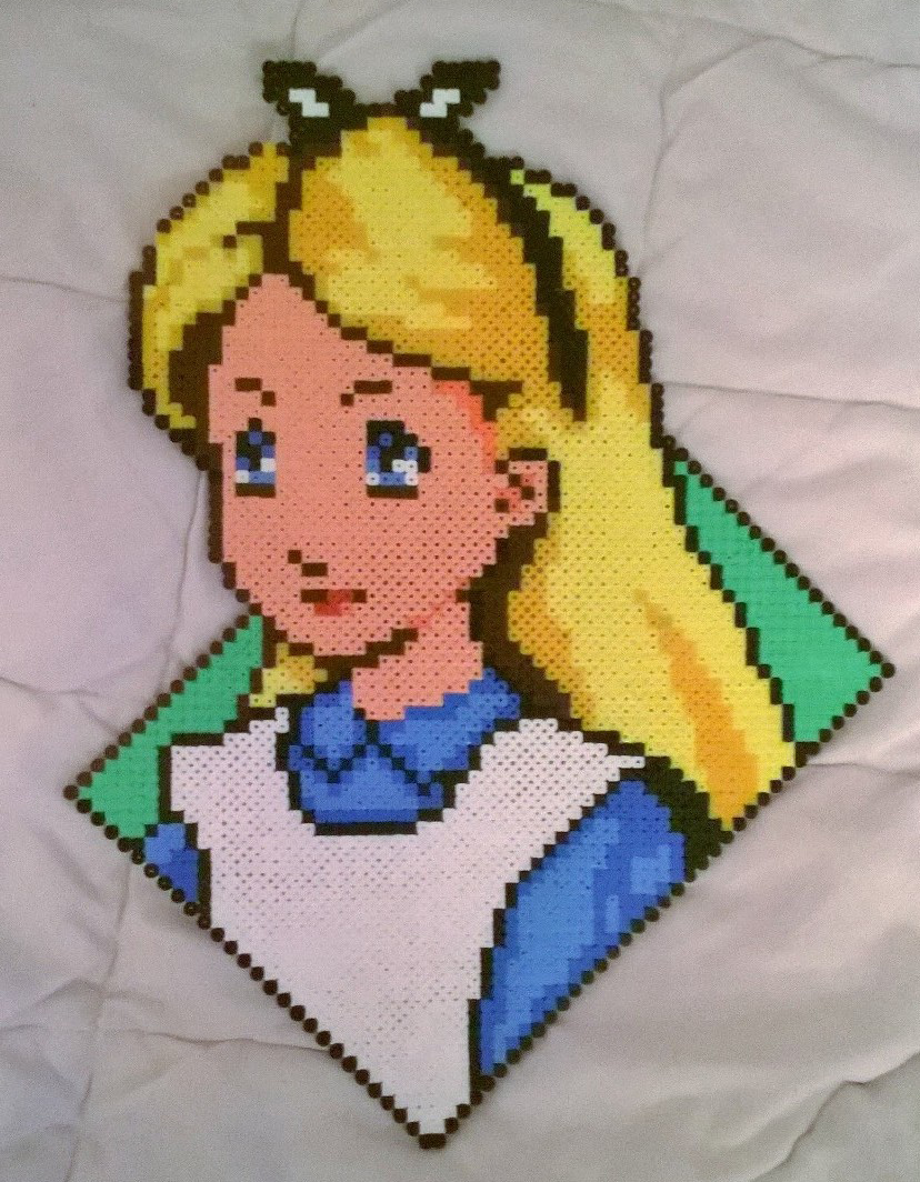 Pixel Art Alice Au Pays Des Merveilles Alice aux pays des merveilles/Alice in Wonderland by Shizua-Art on DeviantArt