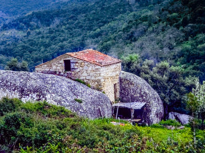 House between rocks - Corsica