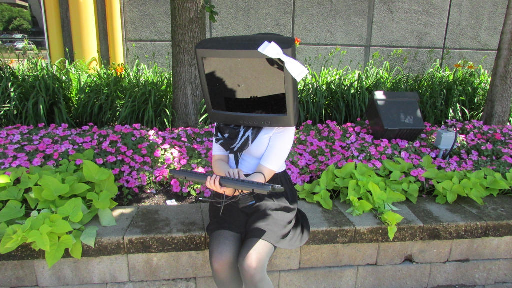 Computer Head Deviantart Computer Head by Sarah-chan8 on DeviantArt