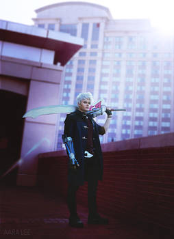 Devil May Cry 5 Nero Cosplay