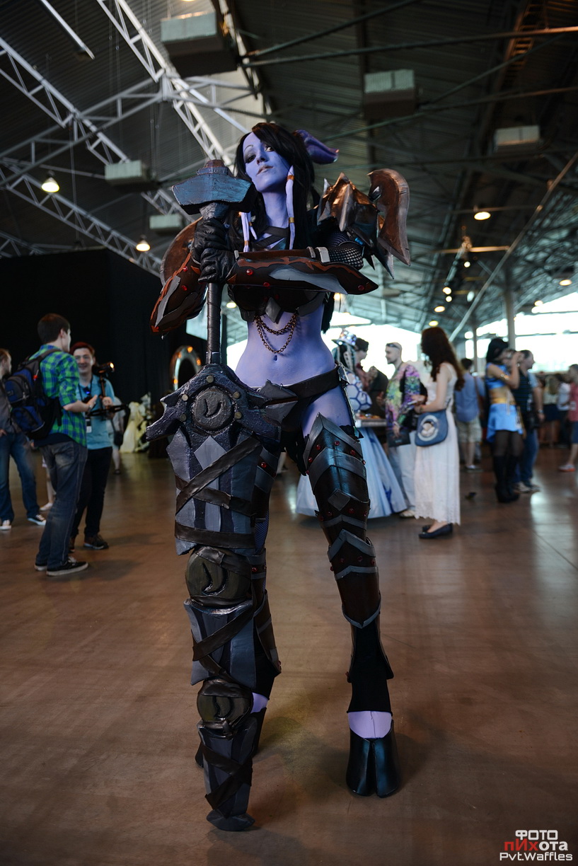 World of Warcraft (Draenei Warrior) 3