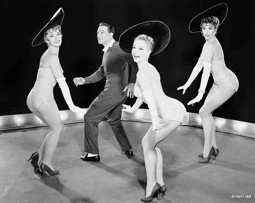 Kay Kendall,Gene Kelly,Mitzi and Taina Elg