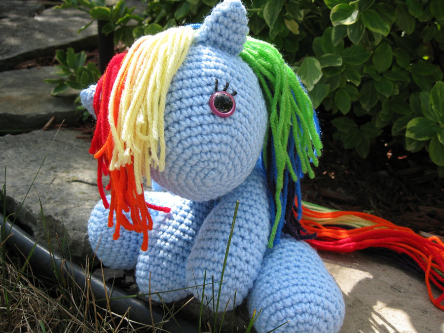 Rainbow Dash Plushie Amigurumi 1