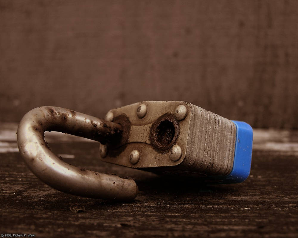 Rusted Lock by rrward on DeviantArt
