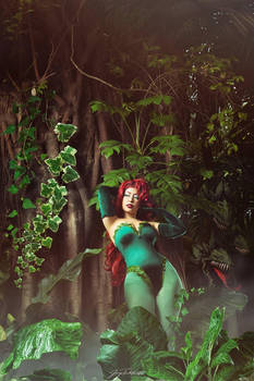 Asian Poison Ivy Cosplay