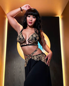 Cleopatra as Arabian Bitch