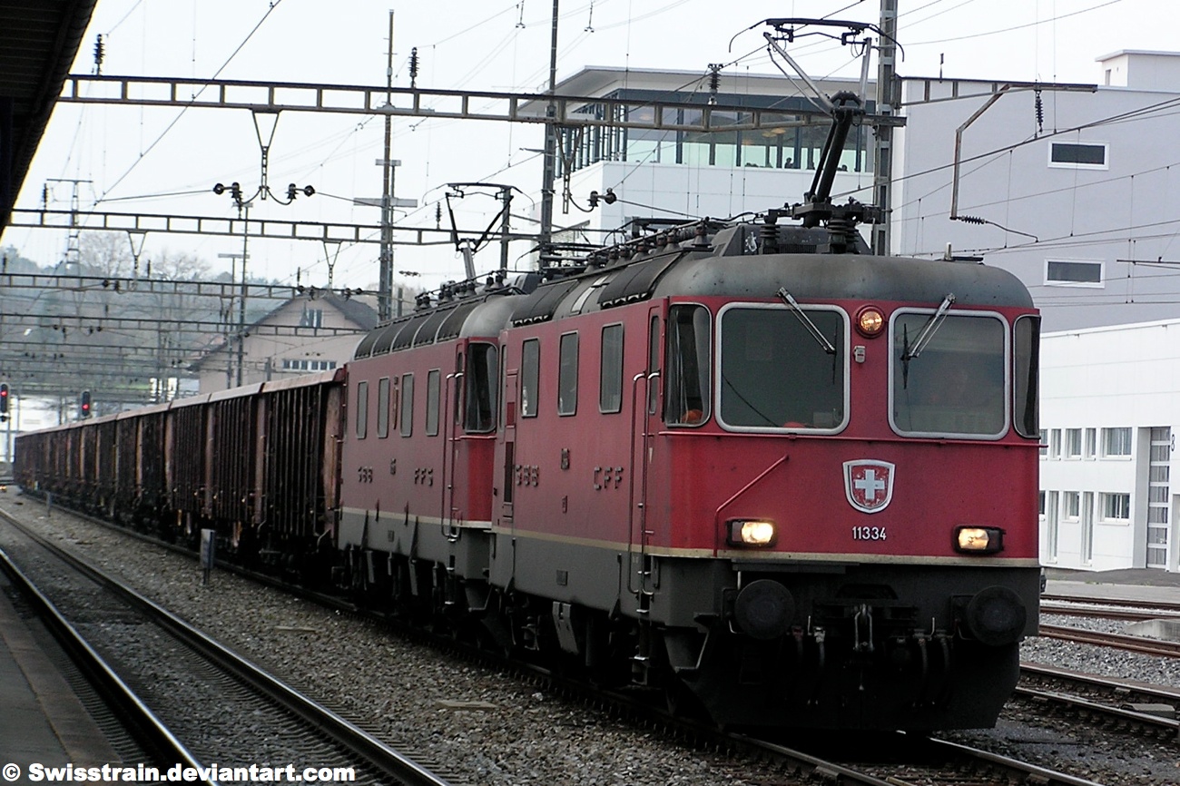 SBB Re 4-4 II 11334 + Re 6-6 11685