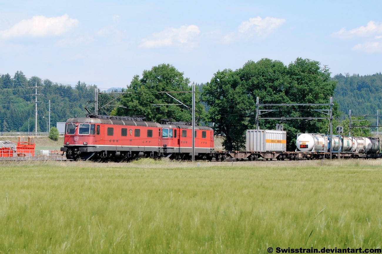 SBB Re 6-6 11630 + Re 4-4 III 11360