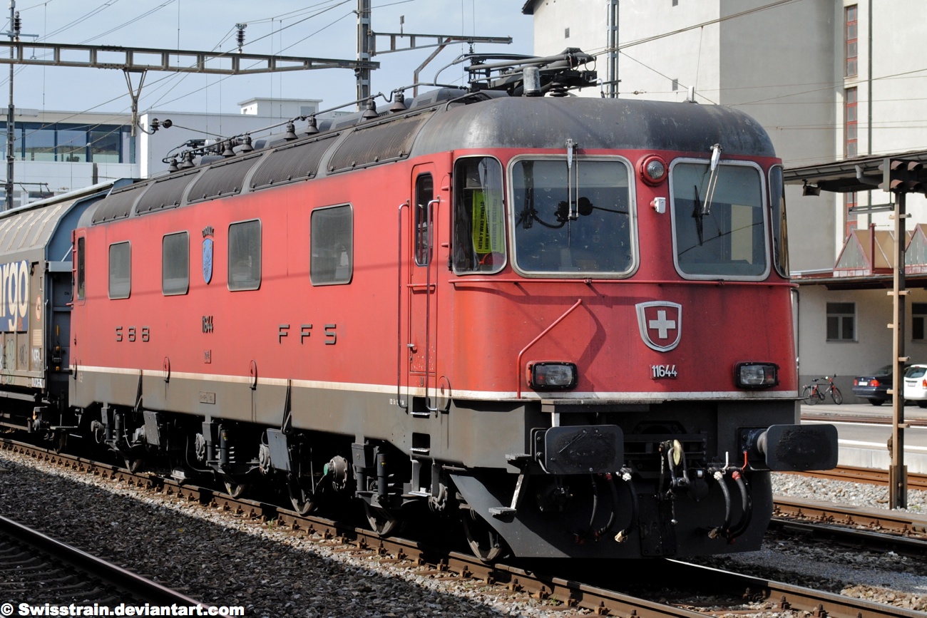 SBB Re 6/6 11644 by SwissTrain on DeviantArt