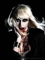 Gwen Stefani Vampire