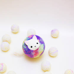 Kitty bath bomb for kids