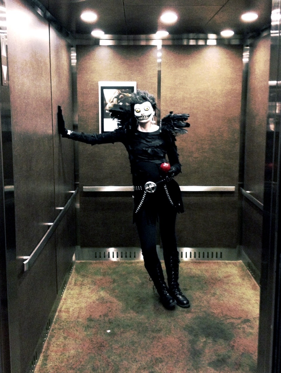 Creepin' in the Elevator -- Ryuk Cosplay