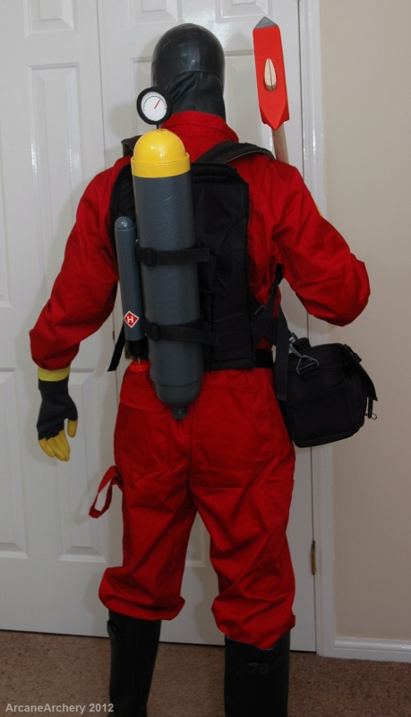 Pyro Cosplay - Back