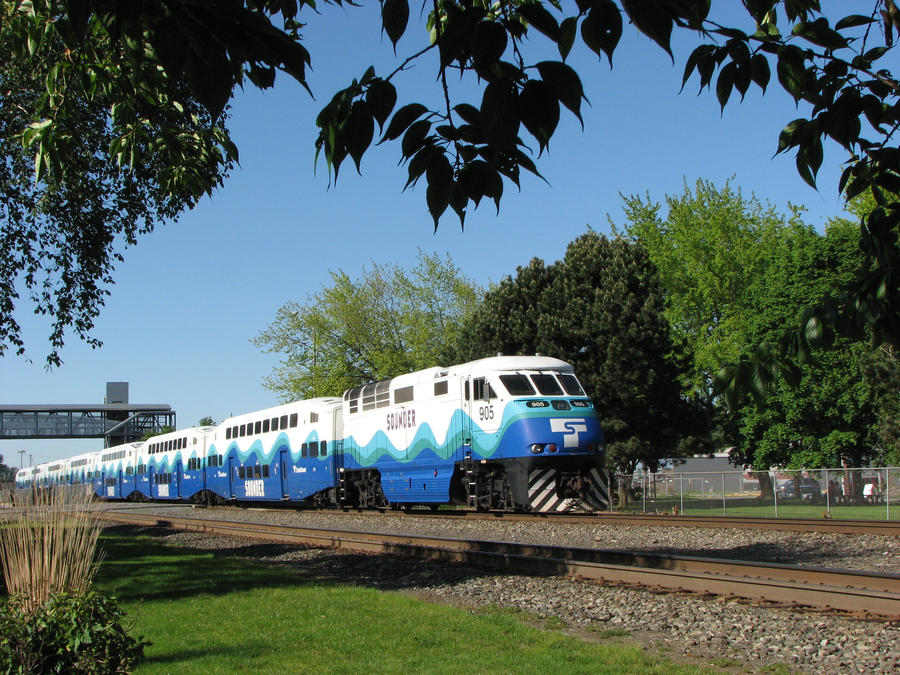 Sounder Commuter Train at Kent by benthereviarail on DeviantArt