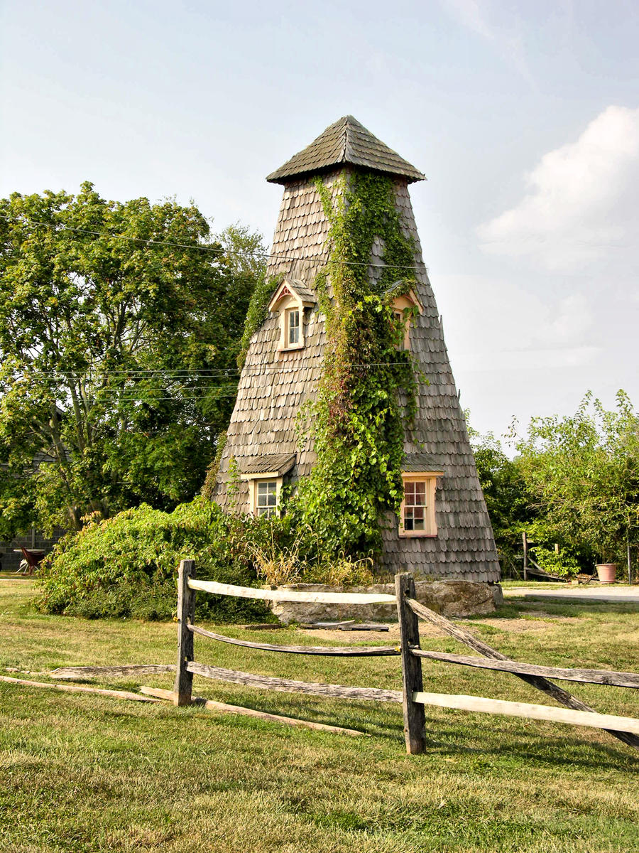 Strange Cone House 9