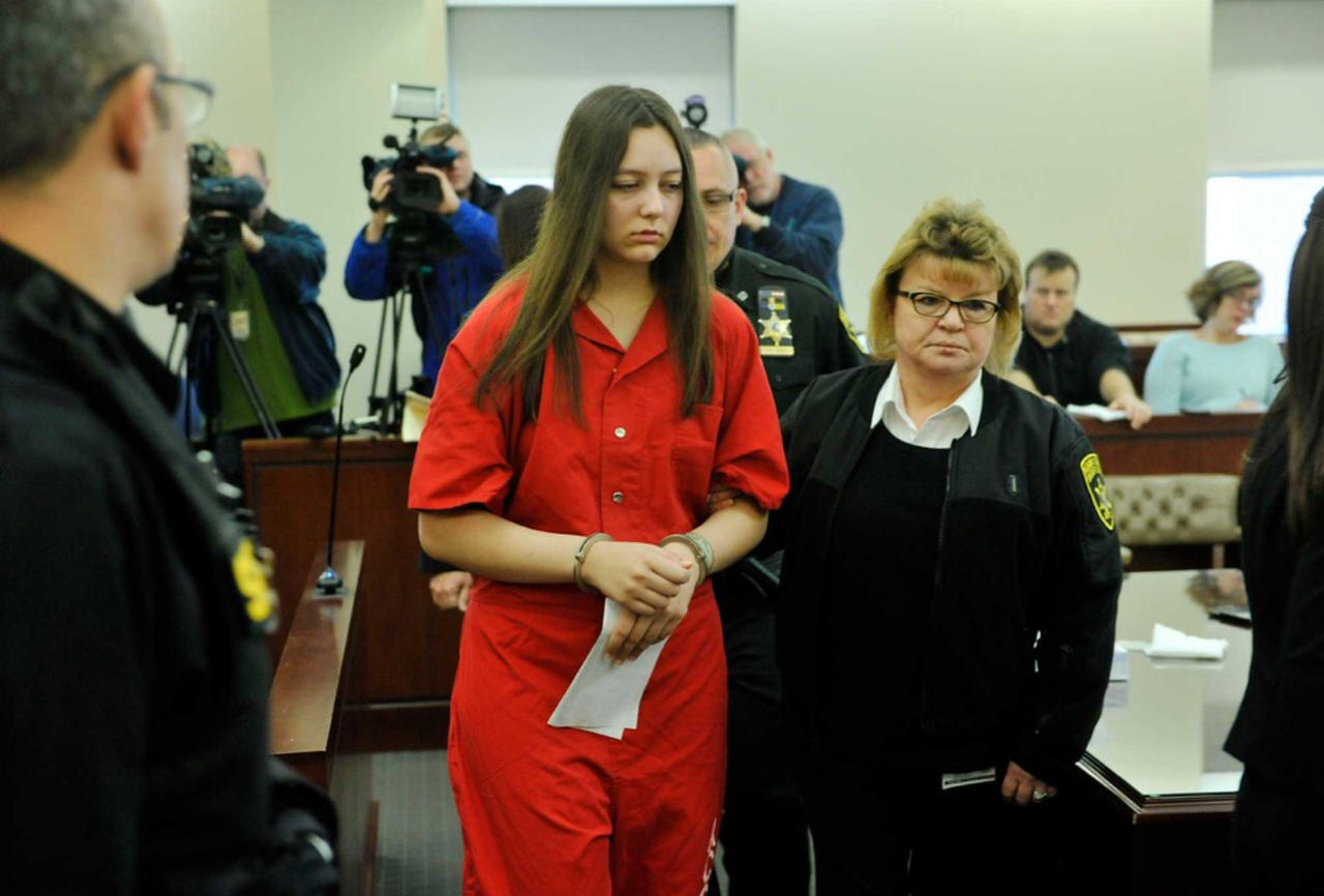 Female prisoner in court by AshnaGopal on DeviantArt