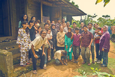 family in maninjau