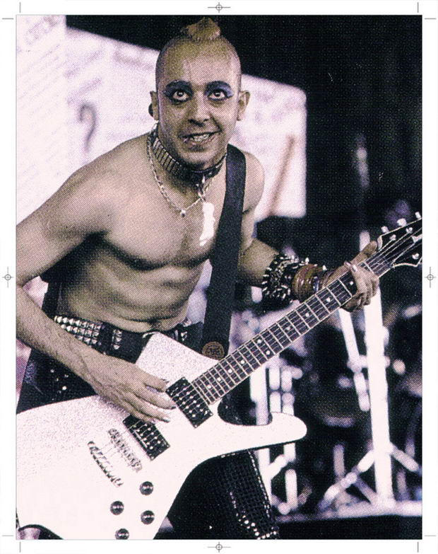 Daron Malakian by righthereinhollywood on DeviantArt