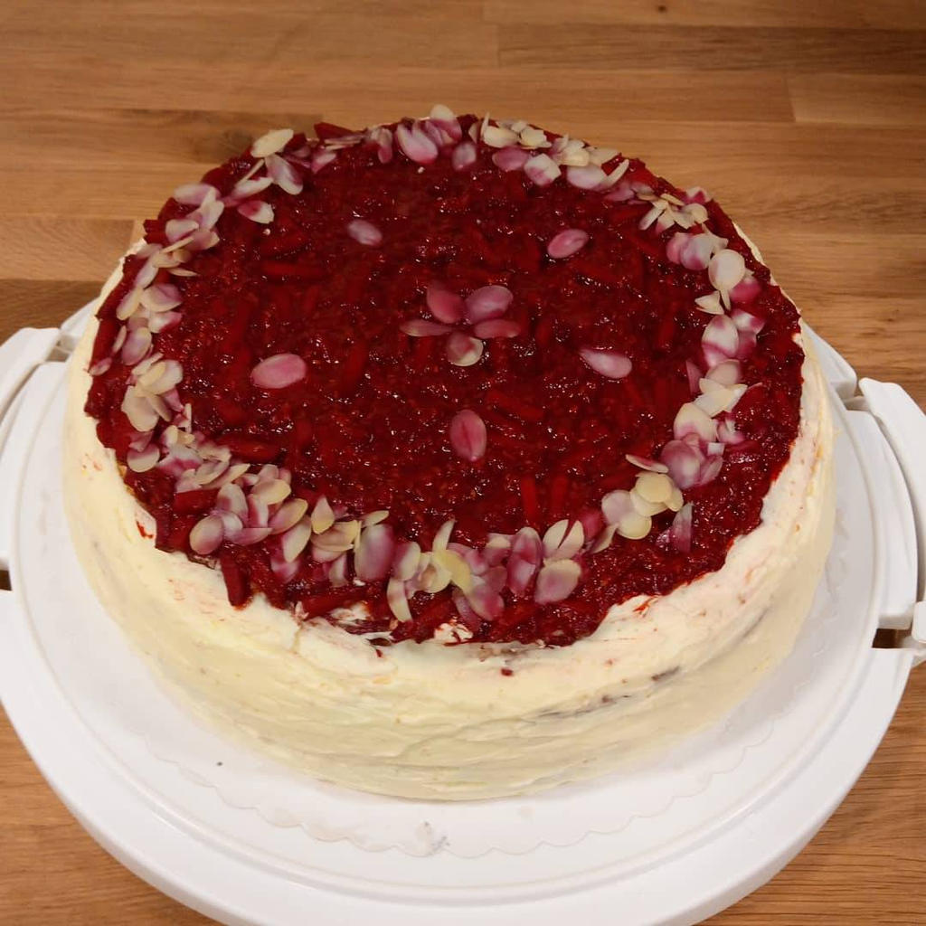 Apple-Raspberry-Cake by Kopanitsak on DeviantArt