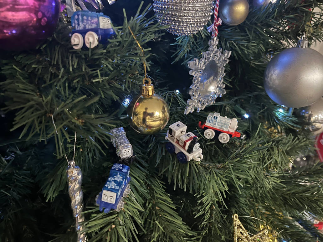 Minis on a Tree Picture 1 by MrDankEngine on DeviantArt