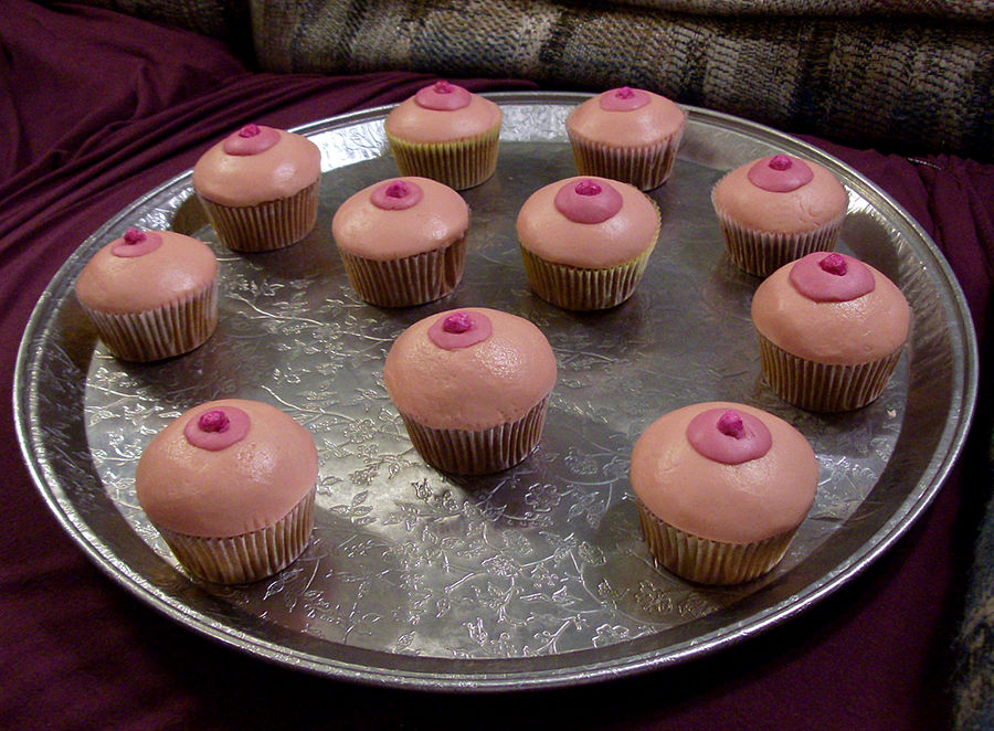 Breast Cupcakes 4