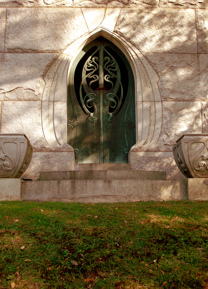 Laurel Hill Mausoleum 3