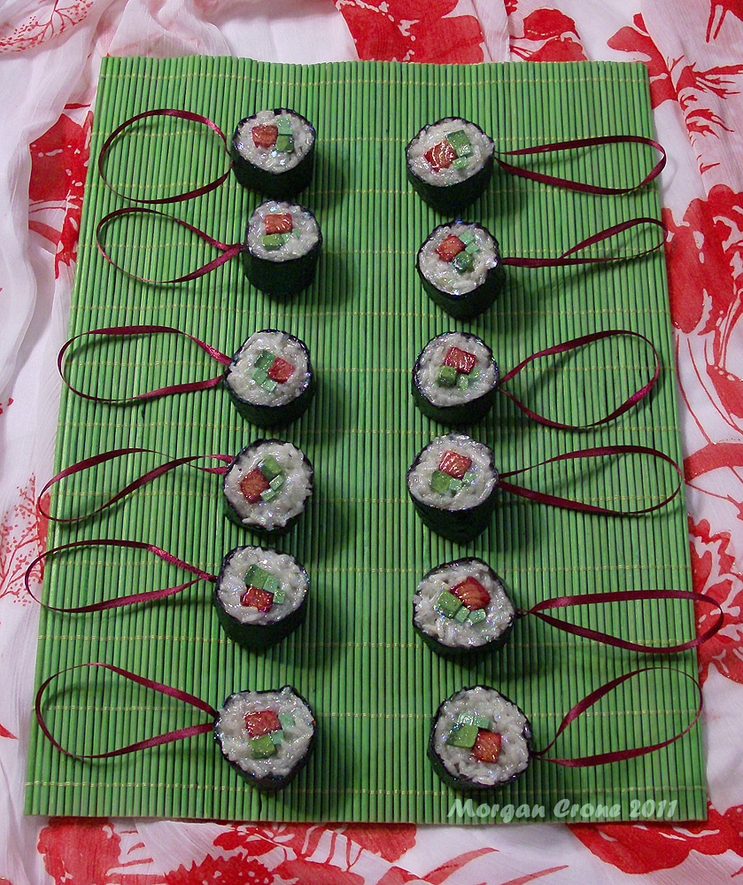 Tuna Roll Maki Glitter Sushi Ornaments 2