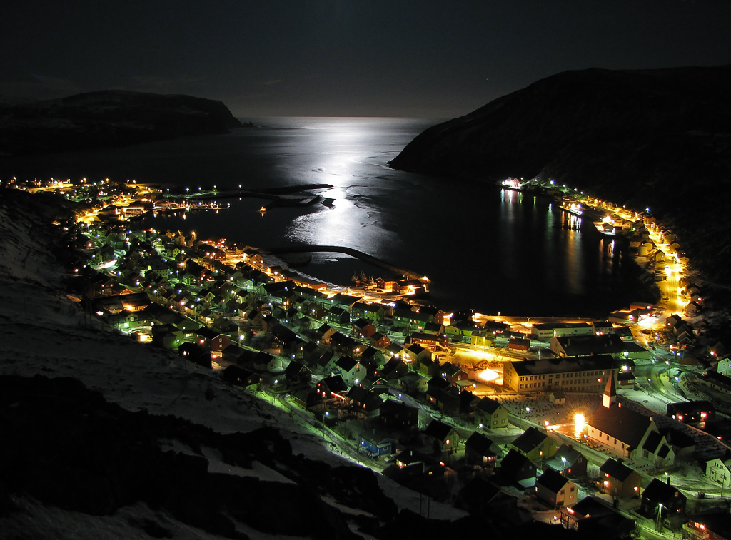 Kjoellefjord by Night