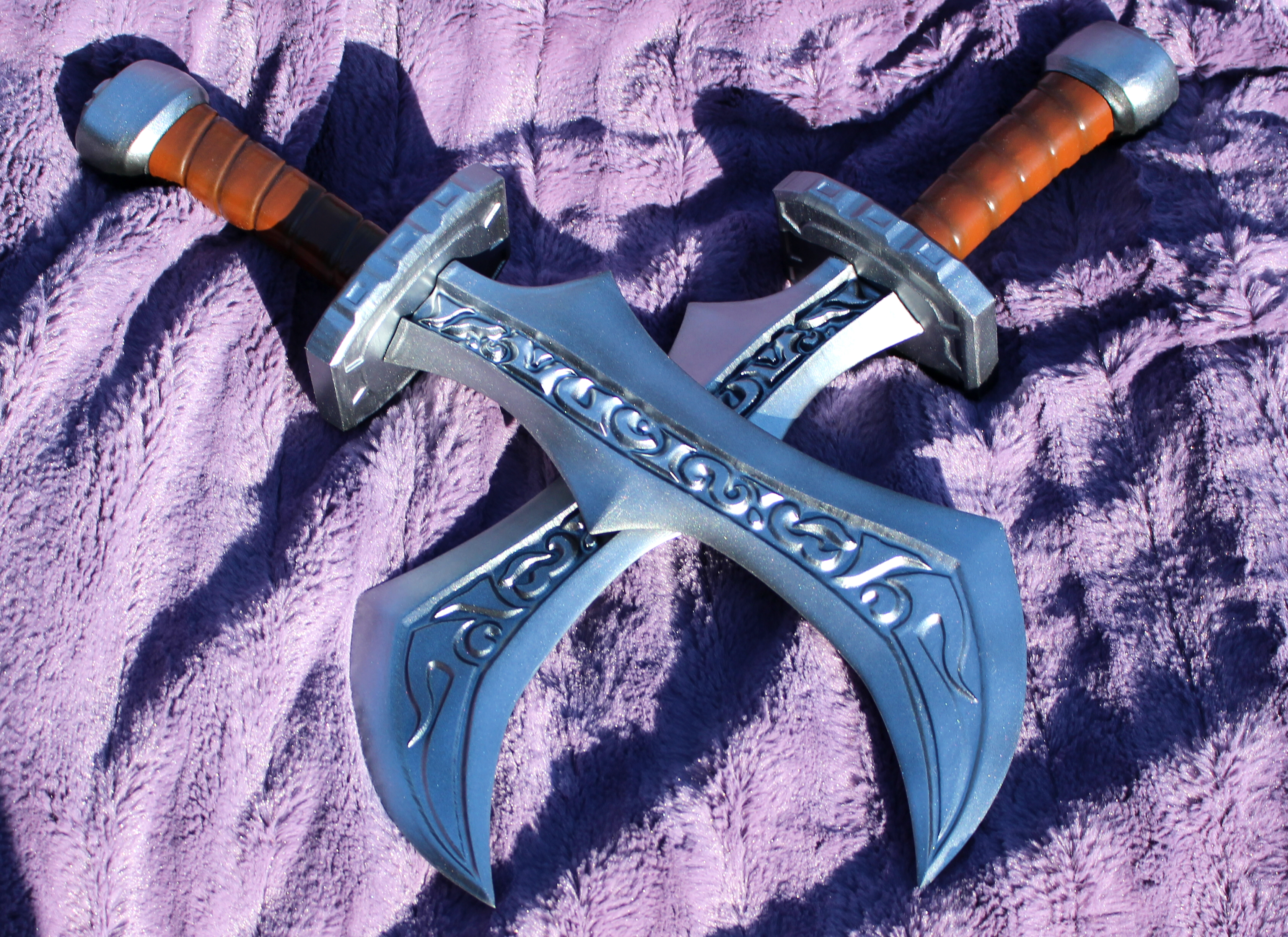 Katarina's daggers closeup