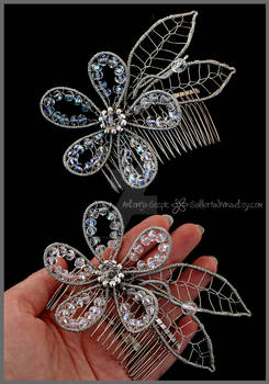 Bridal wirewrapped flower comb