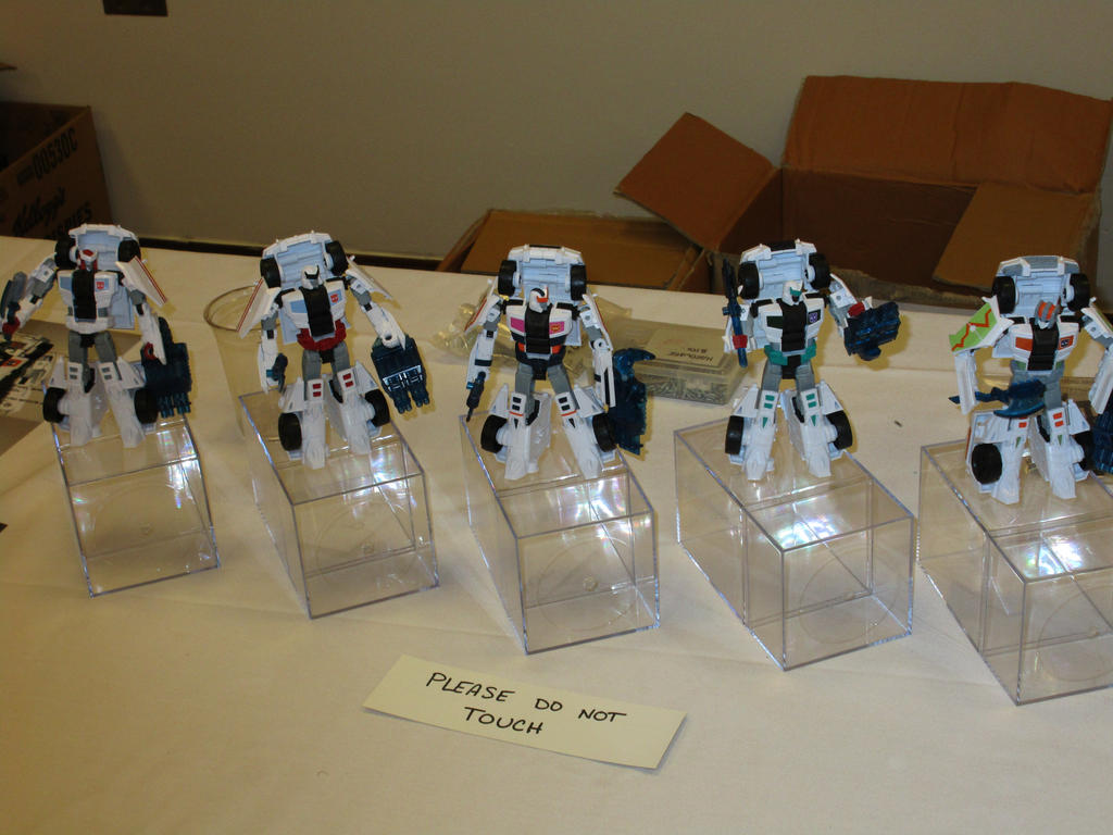 BotCon 2016 - 3 of 91 by EchoWing on DeviantArt