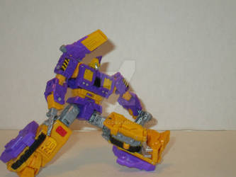 Transformers Customs 099C - Impactor/Kiloton