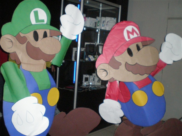 Paper Mario and Luigi Cosplay