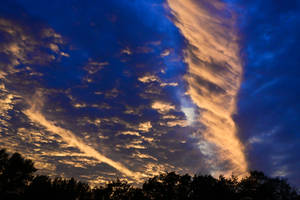 More Colorful Cloud Shapes in the Evening Sky