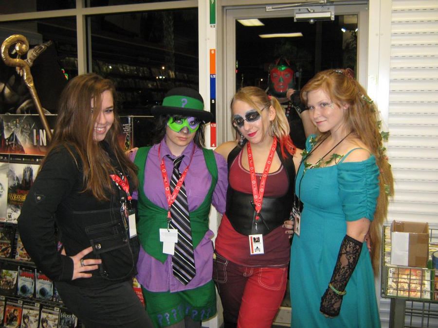 Riddler Girl 2 by cosmmoe on DeviantArt