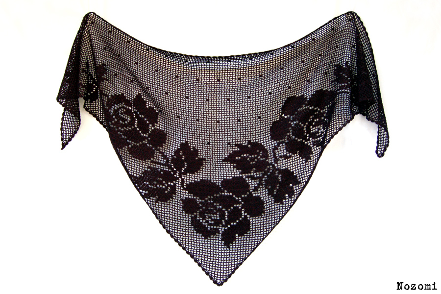 shawl with roses