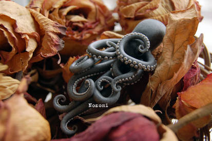 Octopus brooch