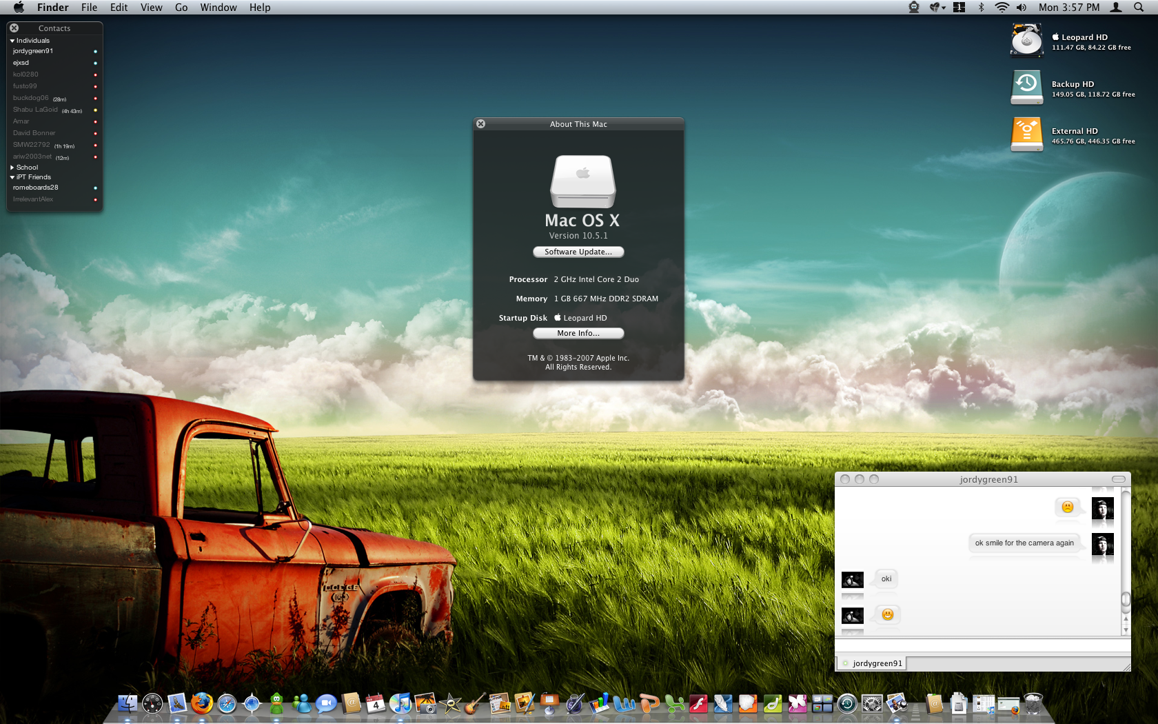 First Mac OS X Screeny - Feb.