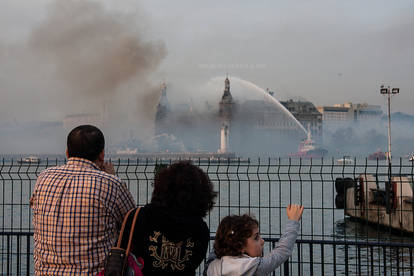 Haydarpasa Yaniyor