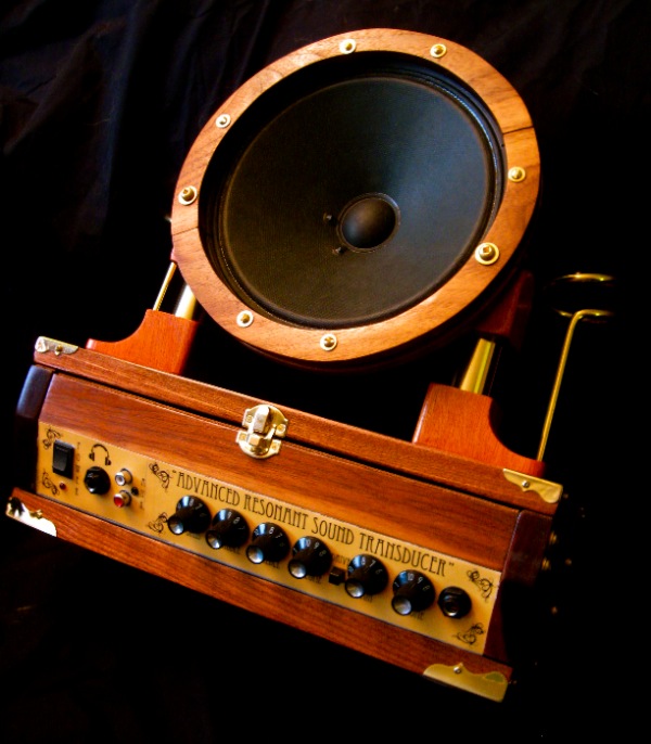 Steampunk Guitar Amplifier