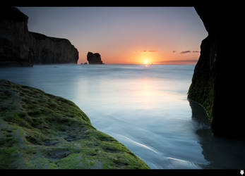 Tunnel Beach Rock 5