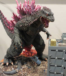 T's Facto Godzilla 2000 diorama