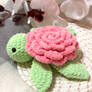 The little rose turtle. Crochet. Amigurumi.