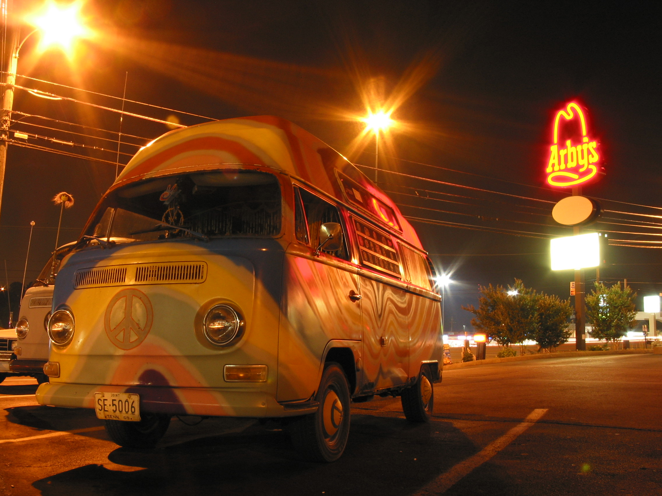 Hippie Bus No 6