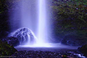 Latourell Falls Black Light 3