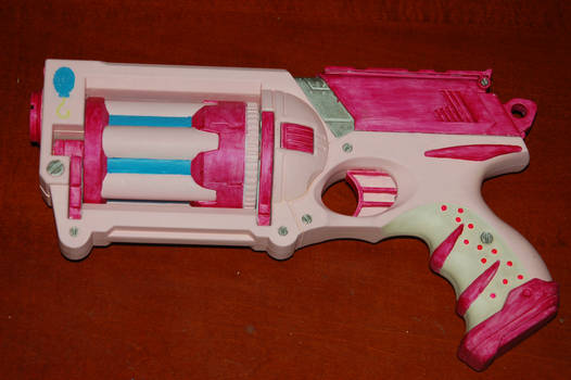 Nerf Maverick Pinky Pie left