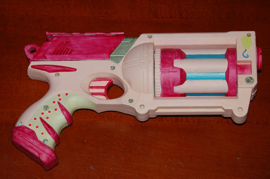 Nerf Maverick Pinky Pie right