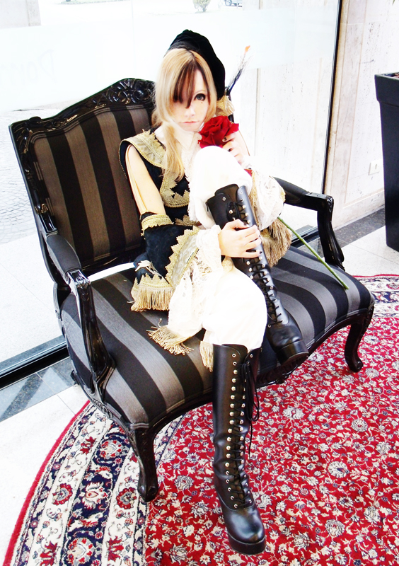 The Throne ~ TERU cosplay