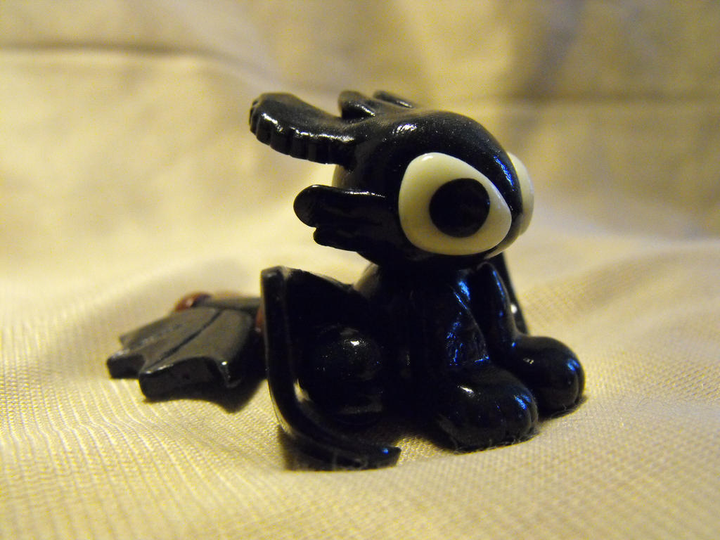 toothless sitting side view by suzukoyan on DeviantArt