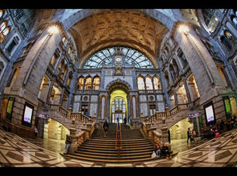 *Antwerpen Centraal*